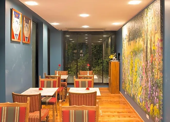 Hotel Nine Design Place 3*